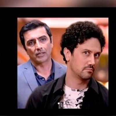 یادی کنیم از سلفی دونفره شاهرخ استخری و امین زندگانی در اتاق جوکر/ توی یه دیوار سنگی دوتا پنجره اسیرن😄