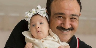 سکانس از هانا غفوریان، دختر مهران غفوریان در مراسم خاکسپاری پدرش/ شما این سریال رو میبینید؟ نظرتون چیه؟