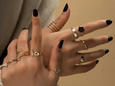 انگشتر در هر انگشت چه معنایی دارد؟/شما انگشترتان را در کدام انگشت می اندازید؟+ویدئو و جزئیات