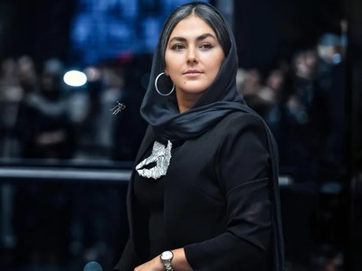 نقد و بررسی استایل جنجالی هدی زین‌العابدین؛ از کتونی سفید تا کلاه بیسبال در اکران فیلم+عکس