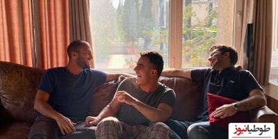 فیلم/نگاهی به چیدمان منزل مجردی علی شادمان با دکوراسیون مینیمال و جزئیات کلاسیک/ فرش دستبافت هریس و ماشینی موزائیکی، میز ناهارخوری 8 نفره، مبلمان چرمی و...