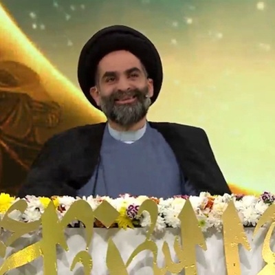 (ویدیو) خاطره باحال حاج آقا موسوی واعظ از هدیه‌ای که به مکبر داد و تهش معلوم شد دو تا اسکناس صد دلاری بوده و خبر نداشته😂/ تا آخر ببینید عالیه