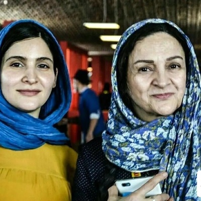 فیلم/نورا هاشمی دختر مهدی هاشمی: به اجبار پدرم بینیمو عمل کردم...