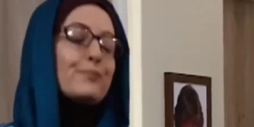 یادی کنیم از سکانس خنده دار خانم شیرزاد در سریال  ساختمان پزشکان/کدومتون دماغ عمل میکردین مشتری دارین🤣