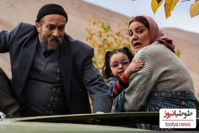 یادی کنیم از چشم چرانی خندهدار احمد مهرانفر، قنبر "خجالت نکش 2" در مراسم خواستگاری 😂+ ویدیو