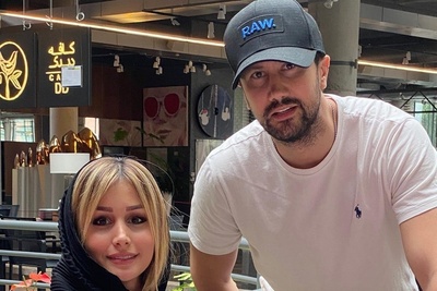 (عکس) اسپانیاگردی و تفریح لاکچری سپیده بزمی‌پور، همسر شاهرخ استخری و دخترانش در قلعه باشکوه کاستیلو د کولومارس