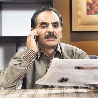 سخنرانی سمی آقا رشید و هول شدنش وسط جلسه مهم/ همون اول سوتی داد میگه هوا گرمه مانتومو دربیارم😂+ویدیو