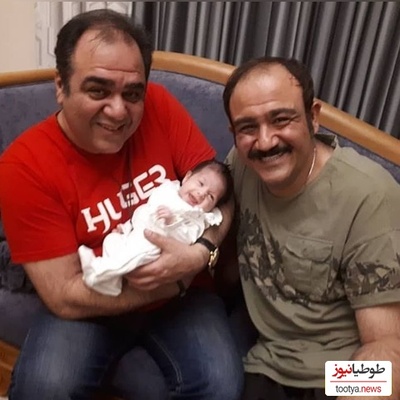 استایل باورنکردنی مهران غفوریان و برادرش در حال نوازندگی در یک مهمانی دهه 60 با گیتار بیس+عکس