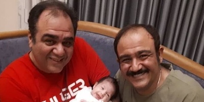 استایل باورنکردنی مهران غفوریان و برادرش در حال نوازندگی در یک مهمانی دهه 60 با گیتار بیس+عکس