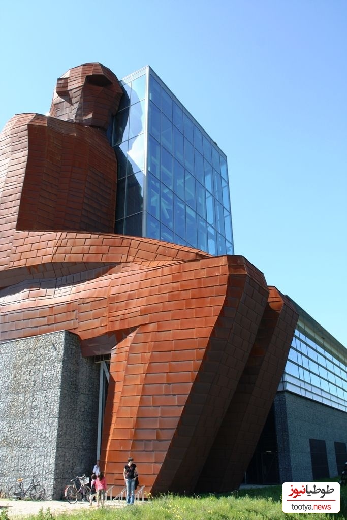 خلاقیت تحسین برانگیز اوستا بنای عشق زیست شناسی برای احداث ساختمان 35 متری با الهام از اعضای بدن حماسه آفرید/ میتونی ساعتها لابه لای روده و کلیه قدم بزنی! زیبا نیست؟