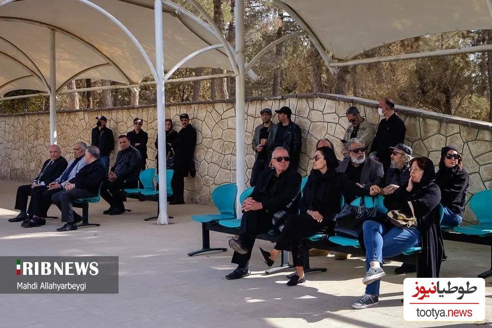 خاکسپاری همایون ارشادی