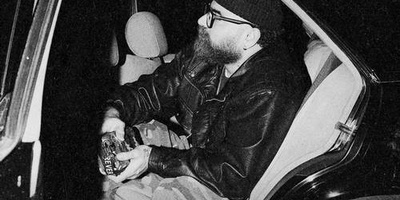 دانلود آهنگ «گذشته آب از سر من» از معین زد+متن/تنهایی بی تو بسه یکی شده بی تو خسته...