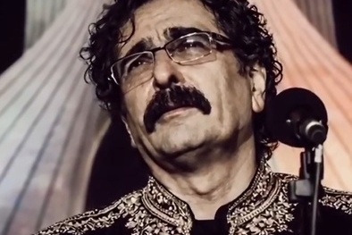 مهمان صدای دلنشین شهرام ناظری شوالیه آواز ایران باشید؛ شاهکار آوازخوانی قطعه «کاروان» که زیر تابوت شهید سروده شد/می‌گذرد کاروان، روی گل ارغوان...قافله ‌سالار آن، سرو شهید جوان+فیلم
