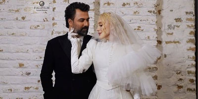 مقایسه جذاب لباس عروس هنرمندان ایرانی با الهام از سبک تاریخی باشکوه/ لباس عروس ویکتوریایی آرام جعفری و متین ستوده، لباس عروس زهره فکور صبور به سبک سلطنت عثمانی، مونا کرمی، سروین بیات و...