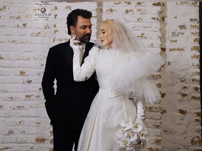 مقایسه جذاب لباس عروس هنرمندان ایرانی با الهام از سبک تاریخی باشکوه/ لباس عروس ویکتوریایی آرام جعفری و متین ستوده، لباس عروس زهره فکور صبور به سبک سلطنت عثمانی، مونا کرمی، سروین بیات و...