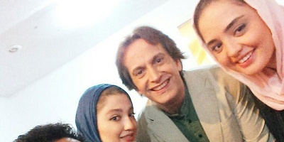 نماز خواندن بازیگر سریال ستایش روی دیوار چین!+ویدیو