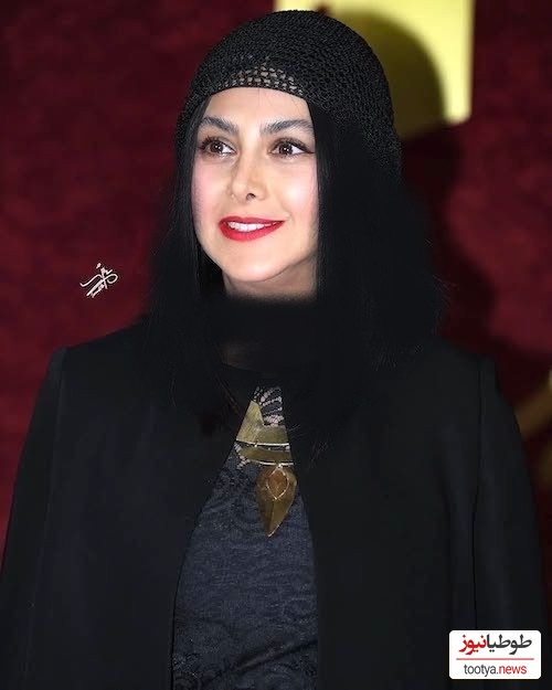 آزاده صمدی