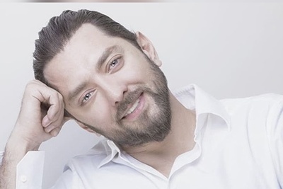 استایل همیشه شیک و چهره همیشه خندان بهرام رادان در 45 سالگی/ ماشالله به این همه جذابیت +تصاویر