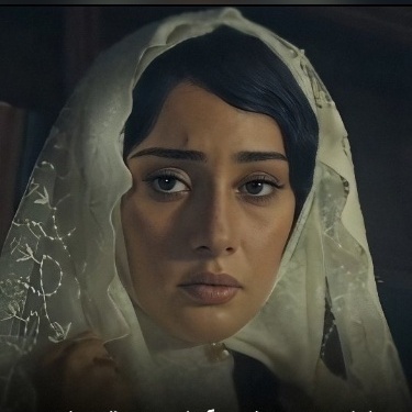 لحظه تلخ خداحافظی محبوبه با پدرش قبل از رفتن به خانه بخت که با نفرین گره خورد؛ احساسی‌ترین سکانس پایان فصل اول بامداد خمار که اشک همه را درآورد💔💔+ویدیو