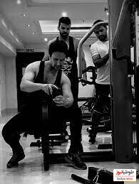 شاهرخ استخری