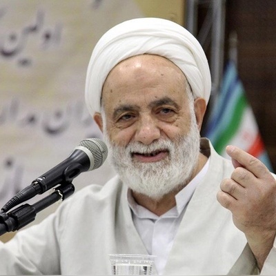 صحبت های خنده دار حاج آقای قرائتی: انقدر تو ماه رمضان سیس عقاب نگیرین😁