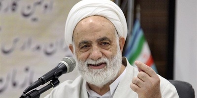 صحبت های خنده دار حاج آقای قرائتی: انقدر تو ماه رمضان سیس عقاب نگیرین😁