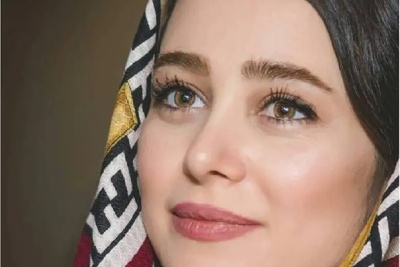 تیپ متفاوت الناز حبیبی در پارک؛ وقتی خانم بازیگر سادگی را به تجمل ترجیح می‌دهد!