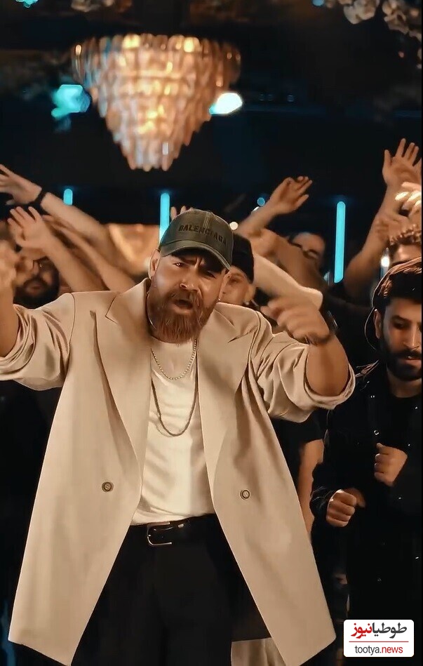 دانلود آهنگ«پایم باش» از معین زد+ متن ترانه/ آدم و حوا من و تو مجنون و لیلا من و تو الا و بلا من و تو تا ته دنیا من و تو