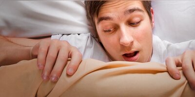 چرا مردان بعد از بیدار شدن از خواب دچار نعوظ  می شوند؟!
