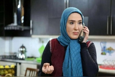 مدل مانتو شیکِ مزونی و اعیونی زهره فکور صبور با سنگ دوزی های طلایی+عکس