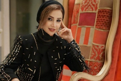 اگه فکر می‌کنین خانه بازیگران فقط شلوغ و گران است، دکوراسیون مینیمال و خوش‌رنگ شبنم قلی‌خانی نظرتون رو عوض می‌کنه!😍+فیلم