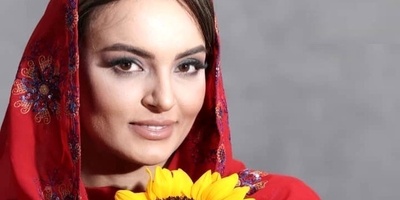 نگاهی به بهشت سرسبز نیلوفر پارسا؛ پر از ریحان و شاه‌توت که طعم زندگی می دهد