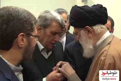 خاطره دوبلور سرشناس از رهبر شهید: «آقا چند انگشتر به من دادند، اما اندازه دستم نبود...تنها انگشتری که در انگشتم نشست انگشتر شخصی ایشان بود