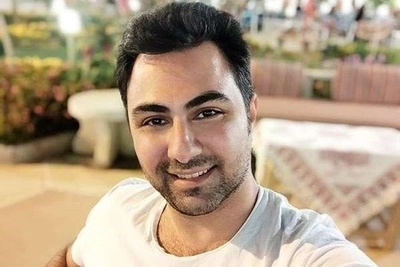 تغییر چهره غیرمنتظره بابک انصاری، تازه‌داماد سینما از 16 سالگی و در حال گل دادن به ترانه علیدوستی تا با استایل دامادی در کنار آرام جعفری +عکس