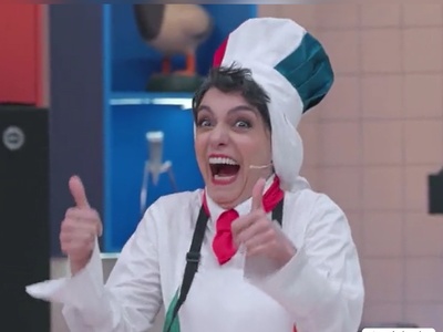 عباس محبوب به الیکا عبدالرزاقی هم رحم نکرد😂/ فقط تشبیه عباس محبوب به نیما شعبان‌نژاد و جواد خواجوی