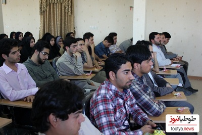 خلاقیت آبروبر جمعی از دانشجویان ایرانی برای طراحی بنر تبریک به مناسبت قبولی همکلاسیشان در امتحانات! 😂+فیلم