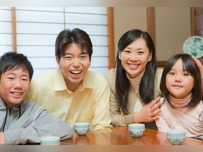 (ویدئو)اجاره کردن پدر در ژاپن به مبلغ 430 میلیون!/ حرکت عجیب و غیرعادی ژاپنی ها دنیا را شگفت زده کرد