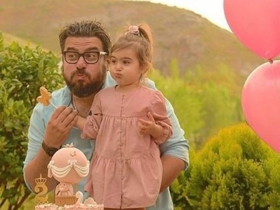 نگاهی به جشن تولد به یادموندنی محسن کیایی با اجرای زنده موسیقی بندری محسن شریفیان و گروه لیان در سالن میلاد نمایشگاه بین‌المللی