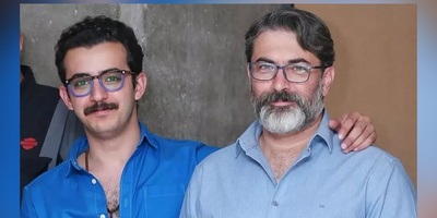 اقدام خنده‌دار علی شادمان در جشن تولد؛ قورت دادن گاز هلیوم بادکنک و کارتونی شدن صداش +ویدیو/ خودش با شنیدن صداش غش کرد🤣