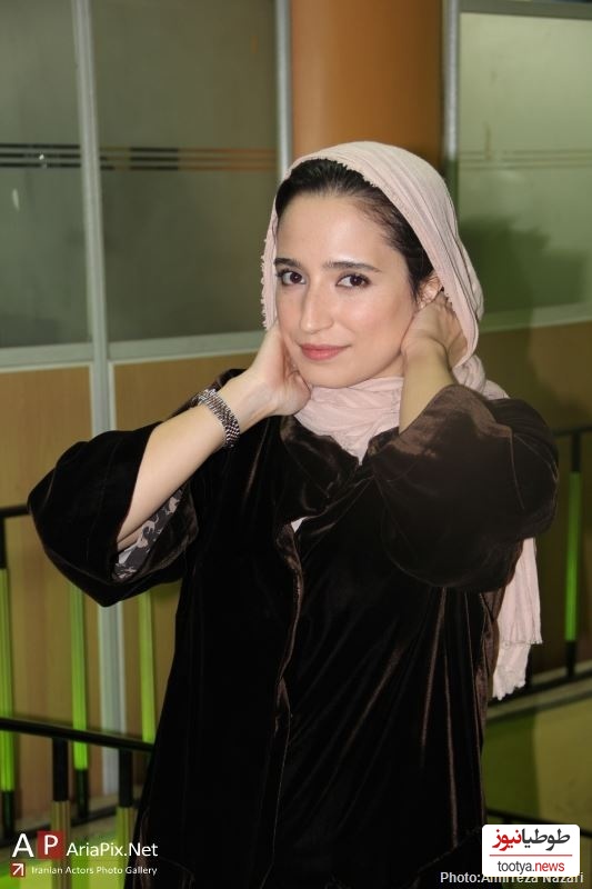 نگار جواهریان