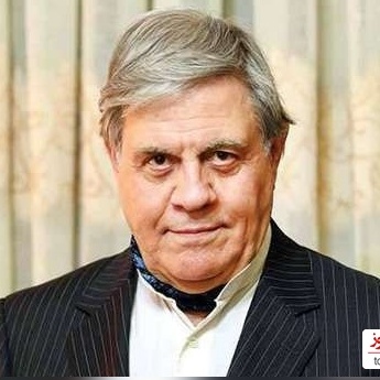 علی محمد بیدارمغز پدر تشریفات ایران:  به بچه هاتون احترام بذارید چون...