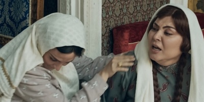 ببینید| مچ‌گیری از گلاره عباسی در بامداد خمار؛ سوتی که میلیون‌ها بیننده از آن رد شدند و متوجهش نشدند!