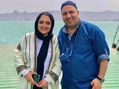 (ویدیو) تخریب و ضایع کردن جنجالی نرگس محمدی توسط همسرش علی اوجی وسط برنامه زنده/ فقط قیافه و نگاه نرگس!