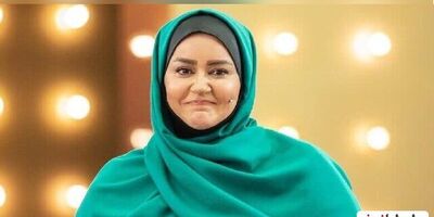 (فیلم) شوخی های بامزه و جالب نعیمه نظام دوست با خواهرش در برنامه شام ایرانی / چقدر دو تا خواهر شبیه هم هستند ...