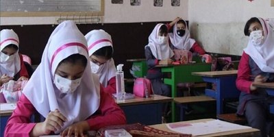 (فیلم)اقدام تحسین برانگیز معلم مهربان ایرانی برای انتخاب زیباترین دانش آموز کلاسش/ خوبی رو به نسل جدید تزریق کنیم
