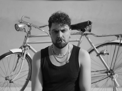 ویدئو/ سکانس برتر سریال «شُغال»/ عشق امیرحسین فتحی یا خیانت، مسئله این است!