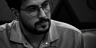 مطمئنا با دیدن این ویدیو بغض می‌کنید! امیرحسین قیاسی در حضور مهرداد صدیقیان دل یک خانواده را شاد کرد/ طرف داشت خودکشی می کرد...!
