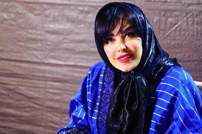 تیپ شیک فلور نظری زیر گلهای زیبای صورتی🌸🌸🌸