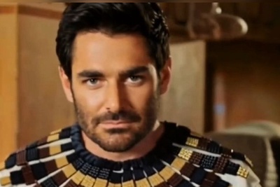 نسخه خنده دار سریال (یوسف پیامبر) با حضور محمدرضا گلزار به جای مصطفی زمانی و پاپت/ گلزارسیف وارد می شود...😂