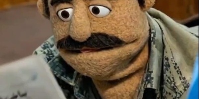 یادی کنیم از سکانس خنده دار سریال پایتخت با هنرنمایی شخصیت های عروسکی نقی و هما و.../ محسن تنابنده: من باختم بدم باختم! هیچ ننگی از این بالاتر نیست...